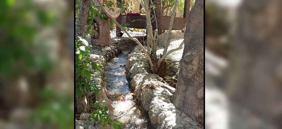 اقامتگاه بوم گردی سرو کهن در ابرکوه