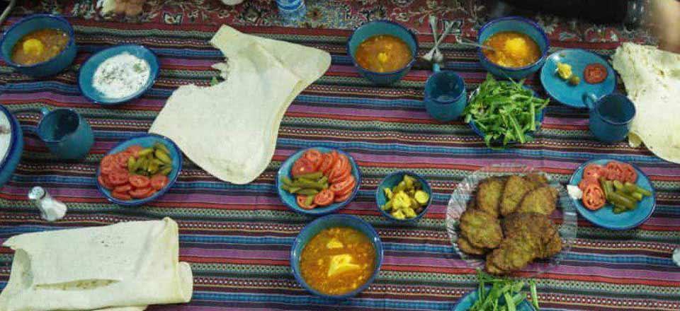 اقامتگاه بوم گردی ننه آقا در درود