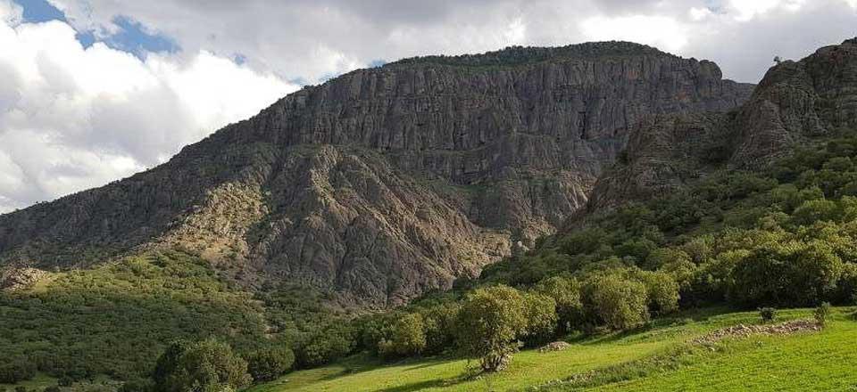 اقامتگاه بوم گردی ننه آقا در درود