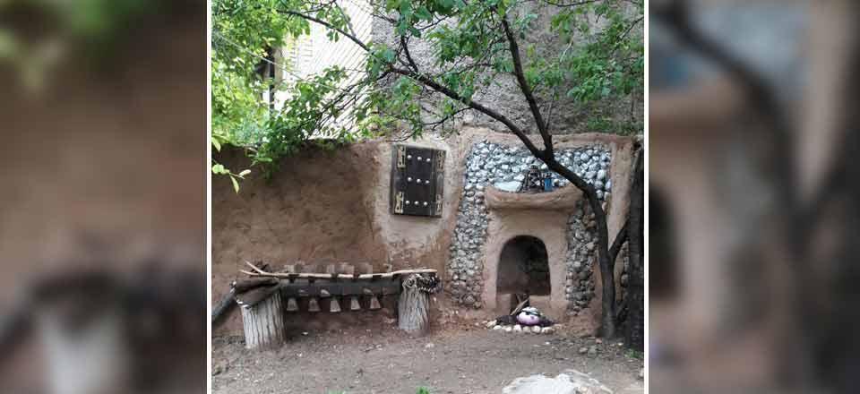 اقامتگاه بوم گردی عمارت باباحاجی در شهمیرزاد