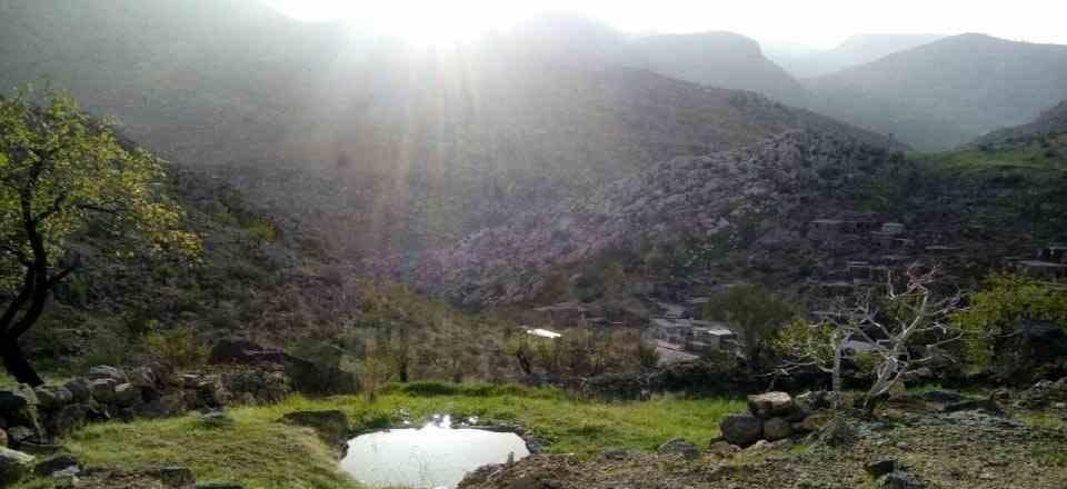 اقامتگاه بوم گردی باباحسین کوهستان در داراب