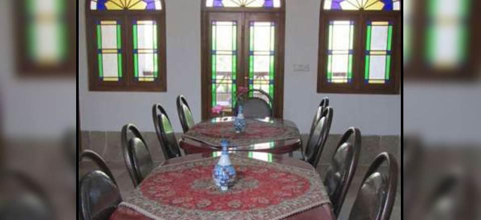 اقامتگاه بوم گردی حاجی خان در تفت