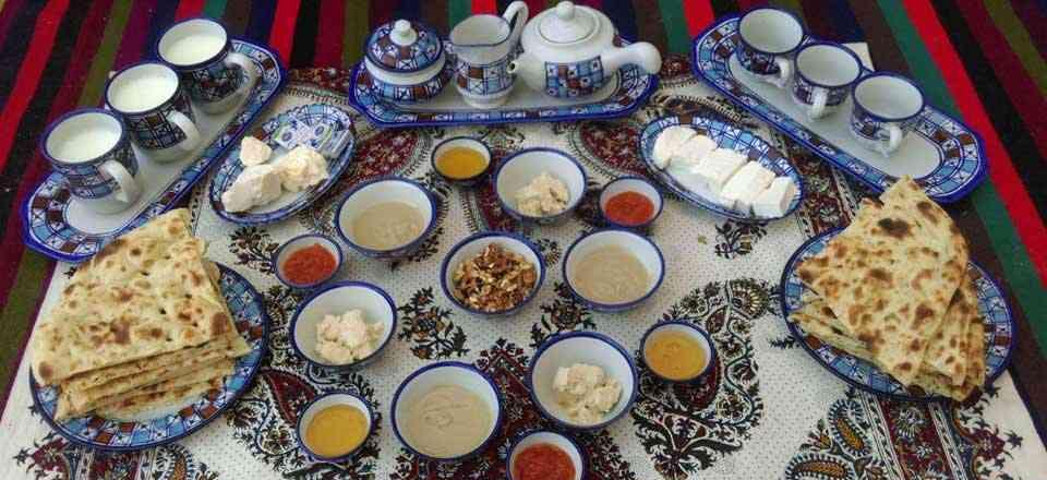 اقامتگاه بوم گردی حاجی خان در تفت