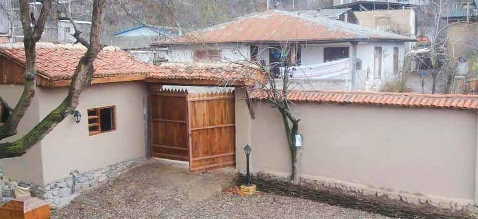 اقامتگاه بوم گردی پونه آرام علی آبادکتول