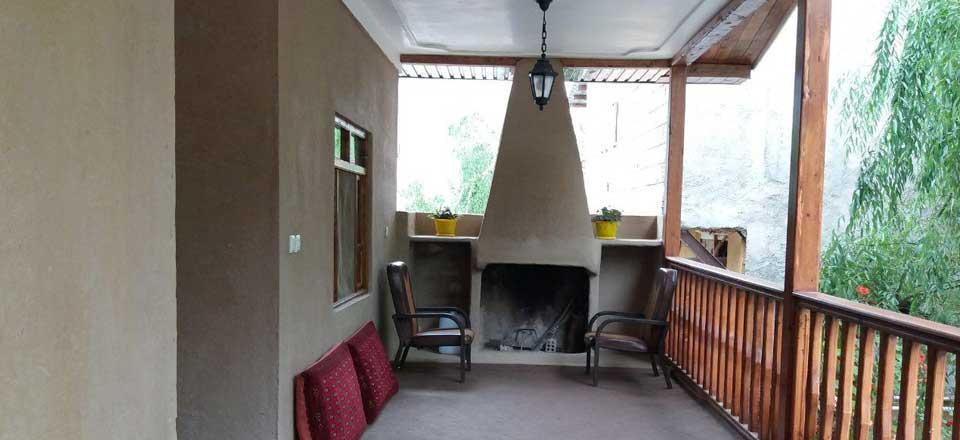 اقامتگاه بوم گردی پونه آرام علی آبادکتول