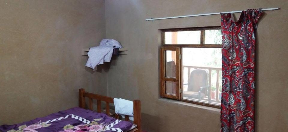 اقامتگاه بوم گردی پونه آرام علی آبادکتول