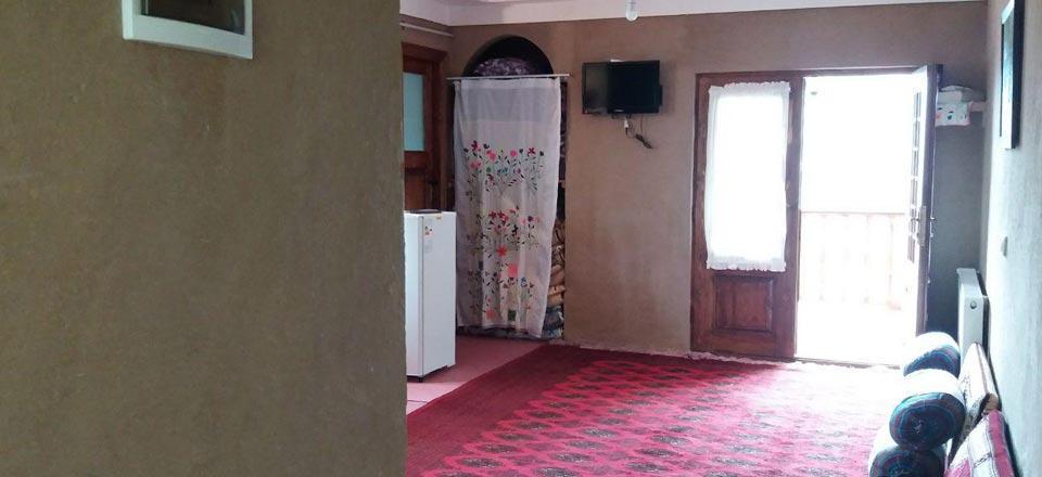 اقامتگاه بوم گردی پونه آرام علی آبادکتول