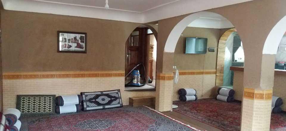 اقامتگاه بوم گردی پونه آرام علی آبادکتول