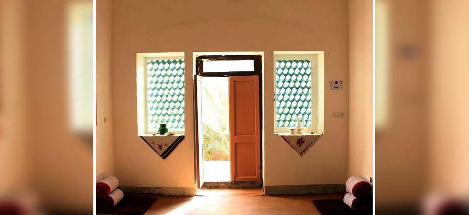 اجاره اقامتگاه بوم گردی ناصریه خور و بیابانک