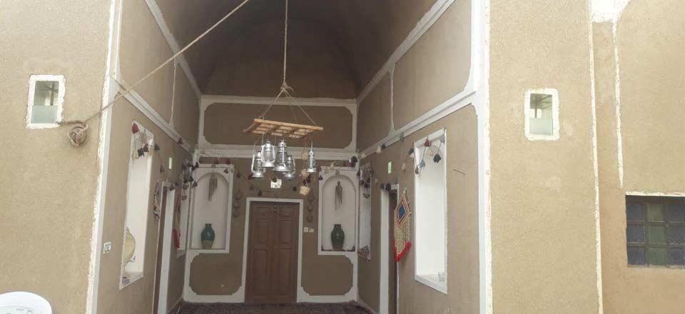 اجاره اقامتگاه بوم گردی اسکندر در خور و بیابانک