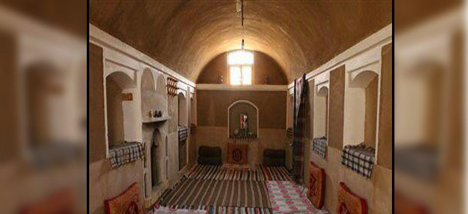 اقامتگاه بوم گردی بارانداز طباطبایی خور و بیابانک