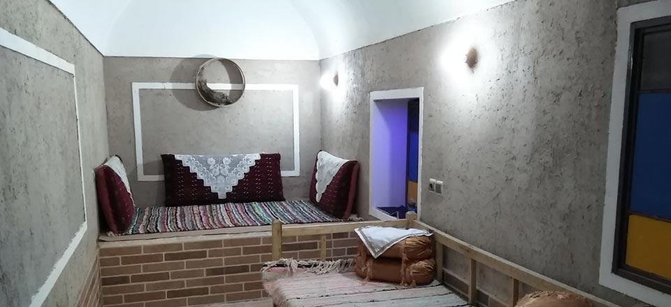 اقامتگاه بوم گردی علی بابا حلوان طبس