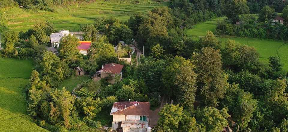 اقامتگاه بوم گردی وارش در رودبار