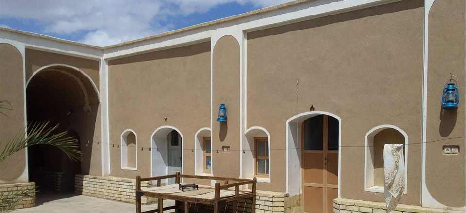 اجاره بوم گردی حشمت خور و بیابانک