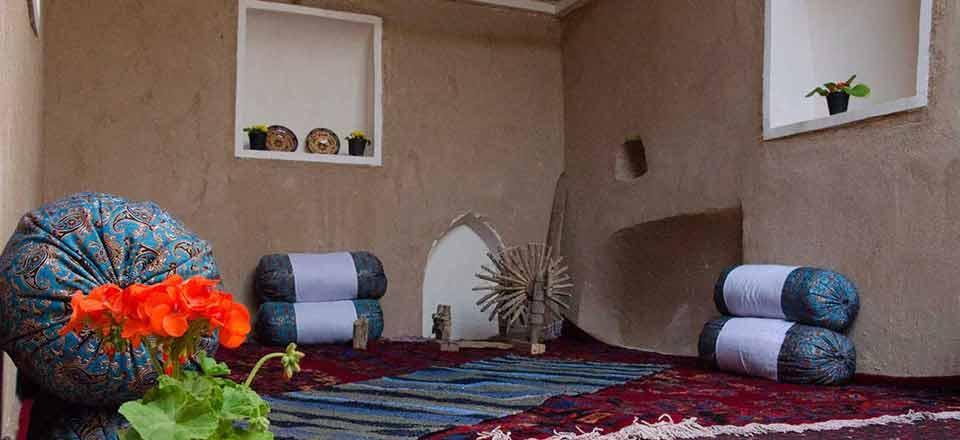 اقامتگاه بوم گردی ریگ و آفتاب در بشرویه