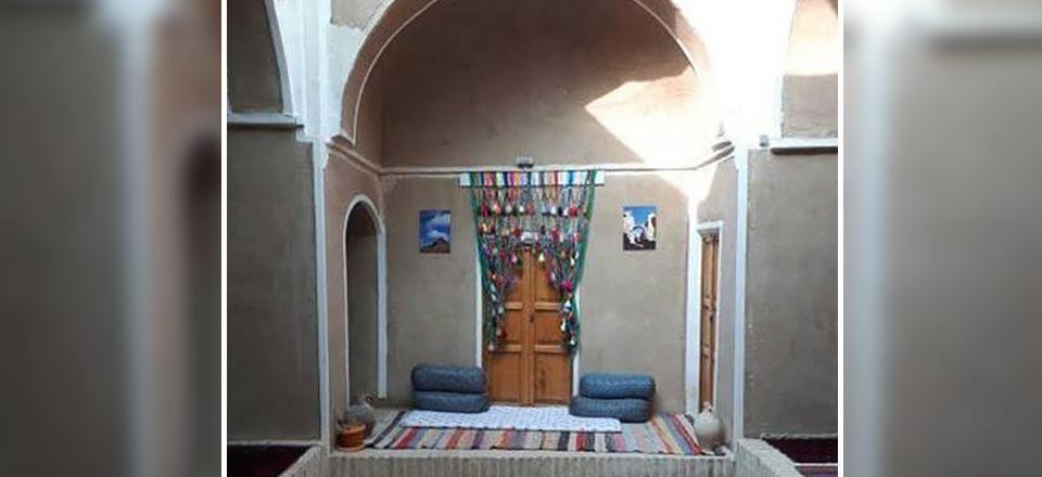 اقامتگاه بوم گردی ریگ و آفتاب در بشرویه