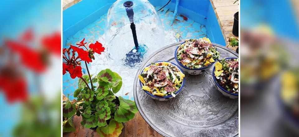 اقامتگاه بوم گردی لب خندق در میبد