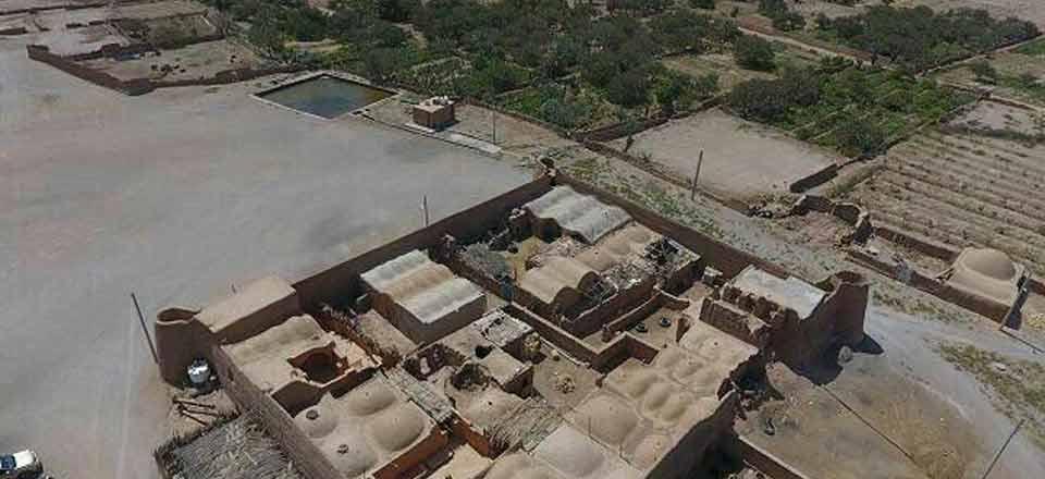 اجاره اقامتگاه بوم گردی ناروسینه در انارک