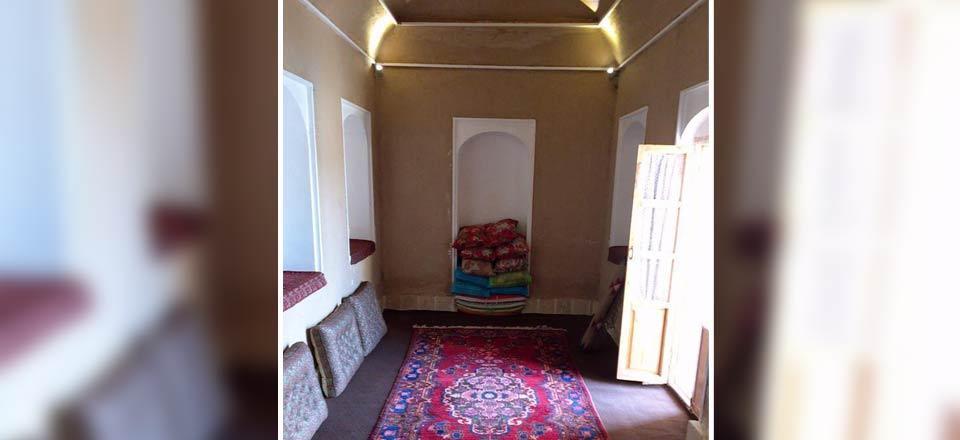 اقامتگاه بوم گردی هشت طاق در طبس