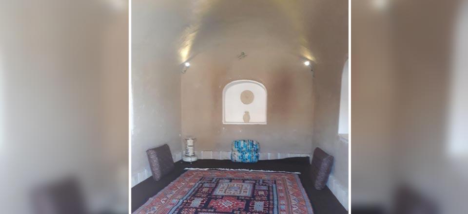 اقامتگاه بوم گردی هشت طاق در طبس