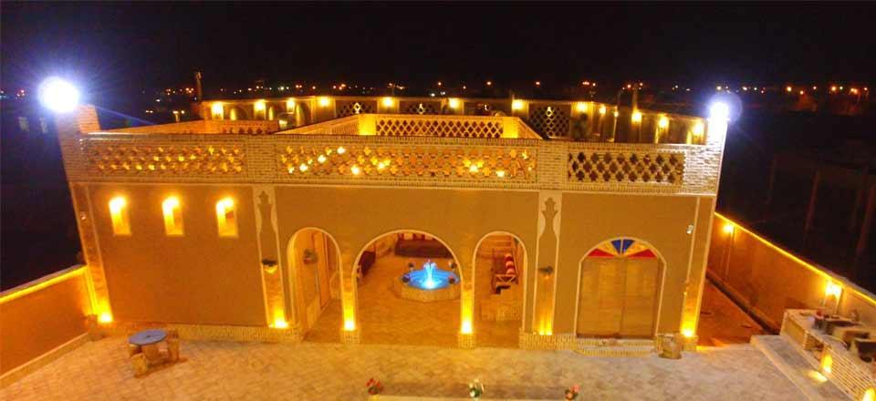 اقامتگاه بوم گردی عمارت بهشت هشتم در فردوس