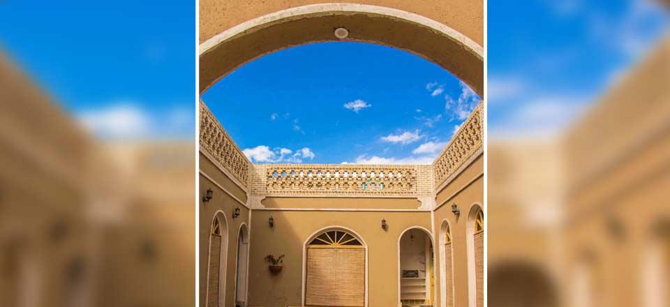 اقامتگاه بوم گردی عمارت بهشت هشتم در فردوس