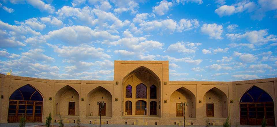 هتل کاروانسرای کوه پا در کوهپایه