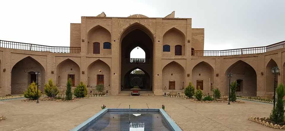 هتل کاروانسرای کوه پا در کوهپایه