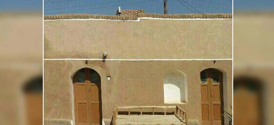 اقامتگاه بوم گردی خاطره خور و بیابانک