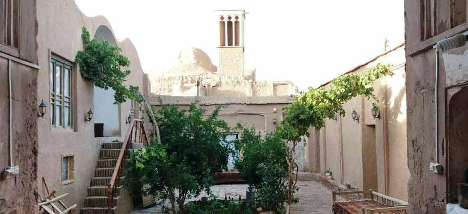 اقامتگاه بوم گردی خواجه ابومنصور در گناباد