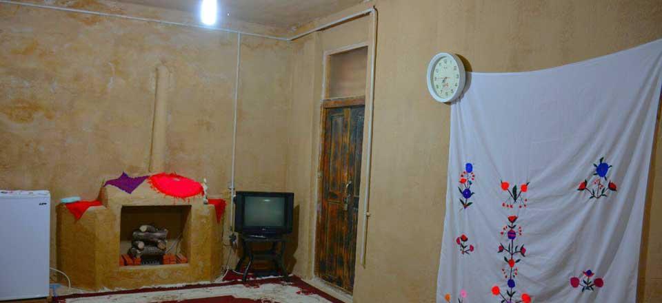 اقامتگاه بوم گردی آبشاران لوه در گالیکش