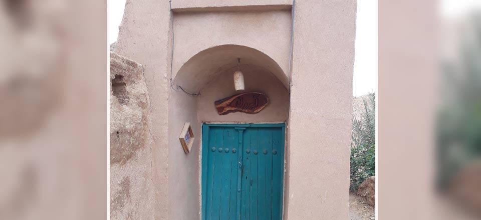 اقامتگاه بوم گردی آیرونی در خور و بیابانک