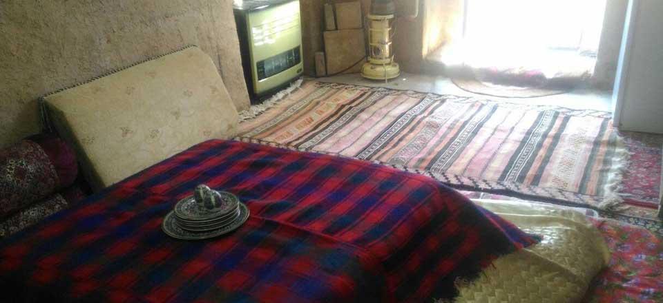 اقامتگاه بوم گردی نگین در زرندیه