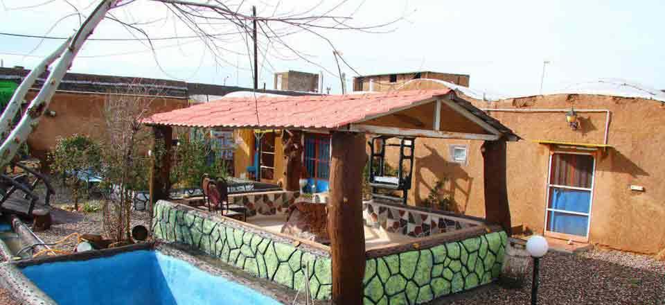 اقامتگاه بوم گردی نگین در زرندیه