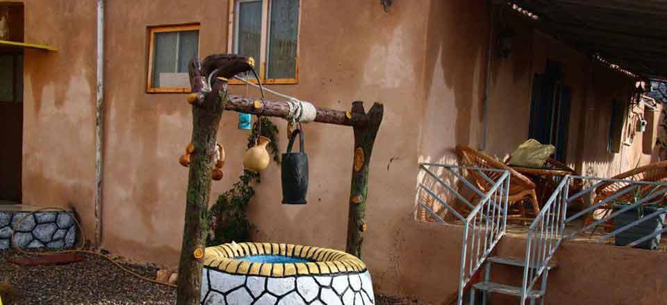 اقامتگاه بوم گردی نگین در زرندیه