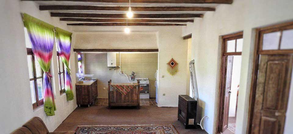 اقامتگاه بوم گردی سورگل در دیلمان