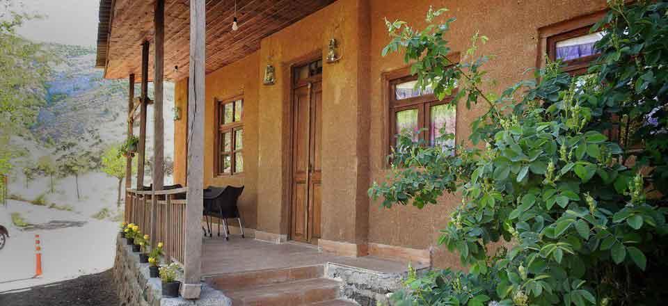 اقامتگاه بوم گردی سورگل در دیلمان