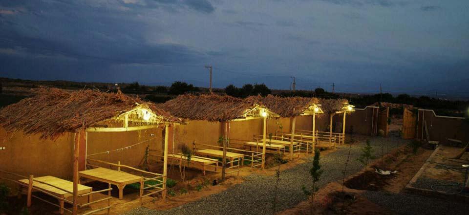 بوم گردی شبهای کاغذی در ابوزیدآباد