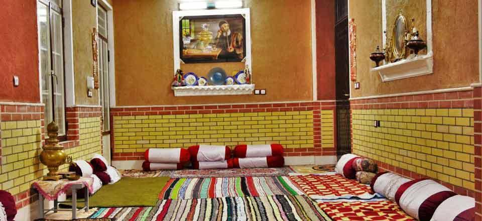 بوم گردی شبهای کاغذی در ابوزیدآباد