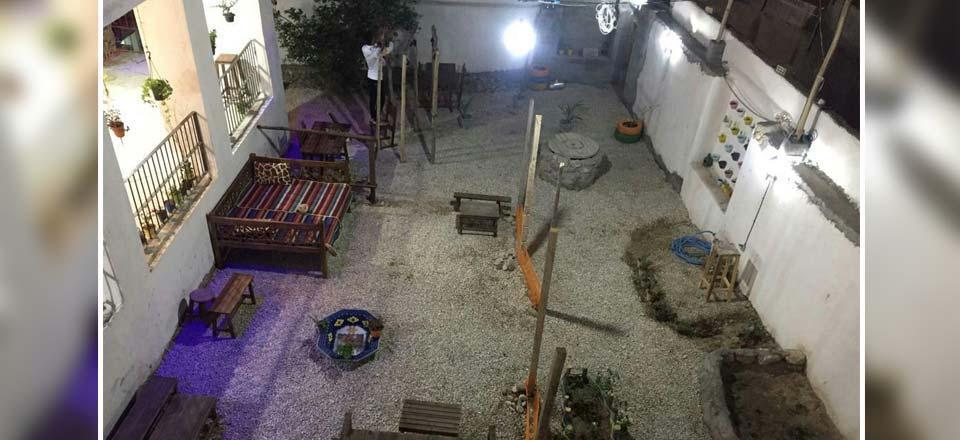 بوم گردی سرای باباحاجی در تنگستان