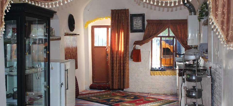 اجاره اقامتگاه بوم گردی ثامن در فردوس