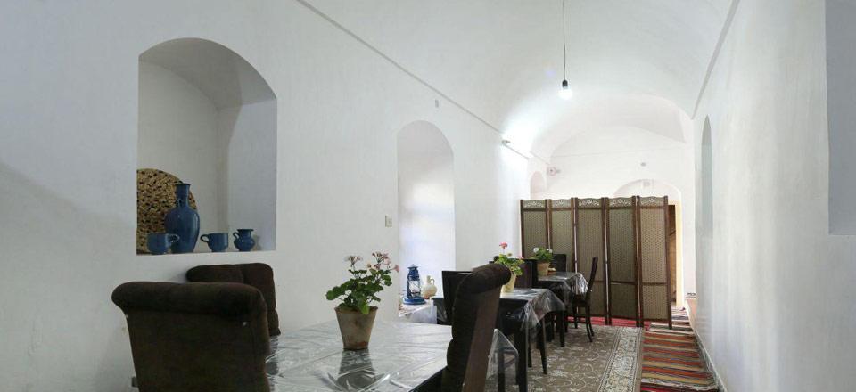 اقامتگاه بوم گردی سرای حاجی احمد زیرکوه