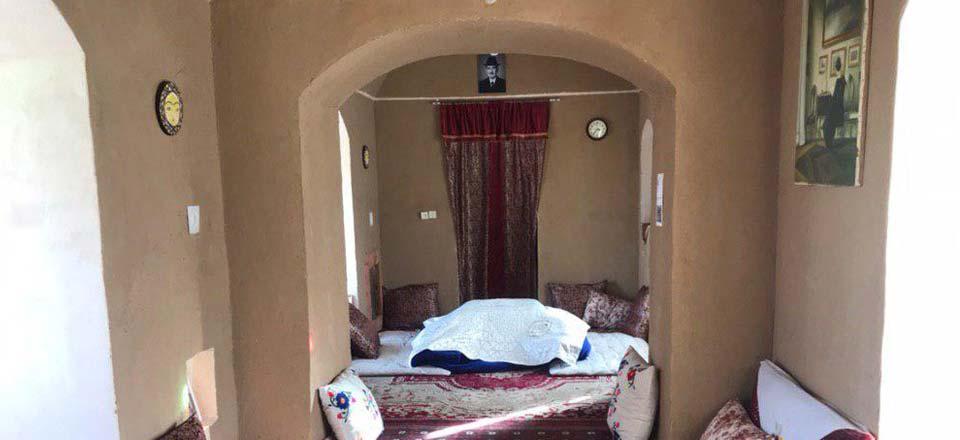 اقامتگاه بوم گردی میرزا غلامحسین خان در بردسکن