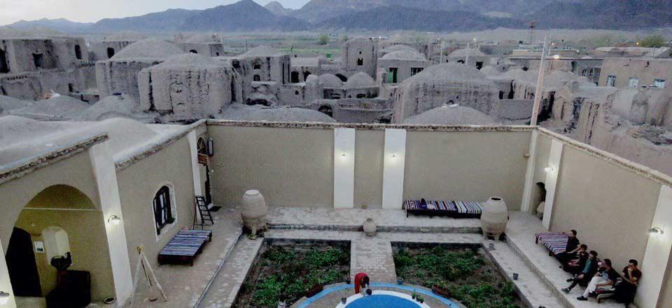 اقامتگاه بوم گردی میرزا غلامحسین خان در بردسکن