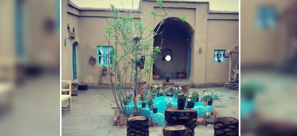 اقامتگاه بوم گردی پشت کاریز در طبس