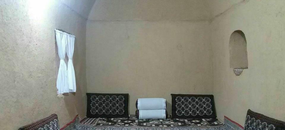 اقامتگاه بوم گردی پشت کاریز در طبس