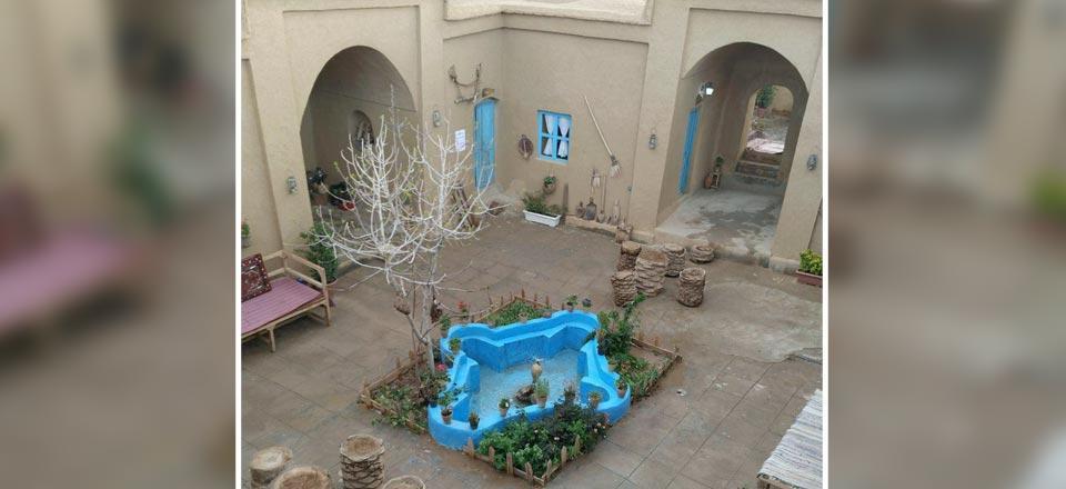 اقامتگاه بوم گردی پشت کاریز در طبس