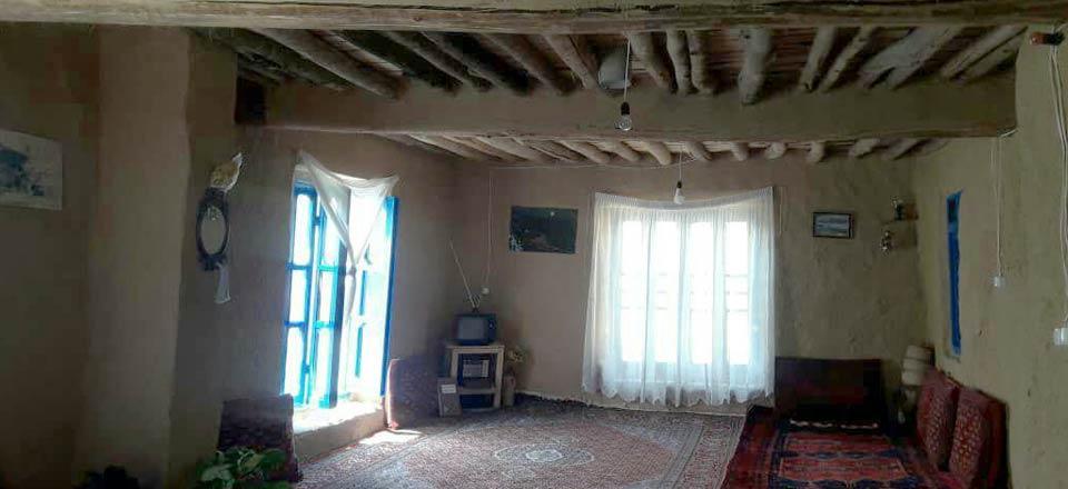 اقامتگاه بوم گردی ژاورود در سنندج