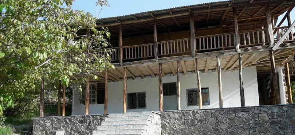 اقامتگاه بوم گردی یورباغ در شهمیرزاد