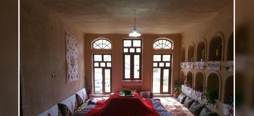 اقامتگاه بوم گردی یوزگشت بیارجمند